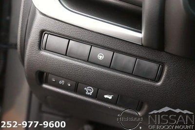 2026 Nissan Rogue 2026.5 FWD Dark Armor