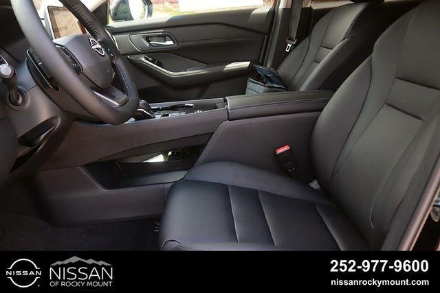 2026 Nissan Rogue 2026.5 FWD Dark Armor
