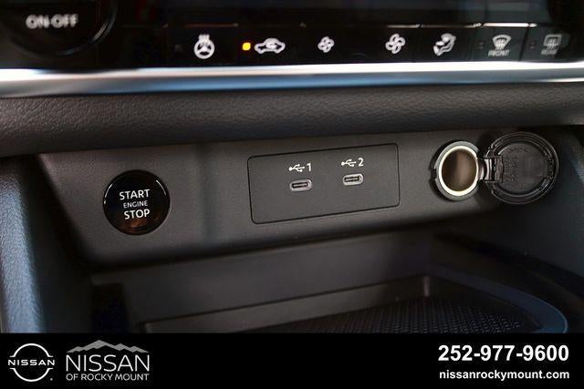 2026 Nissan Rogue 2026.5 FWD Dark Armor