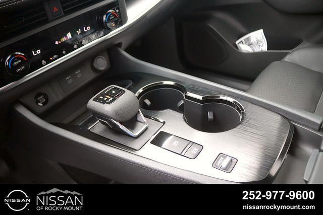 2026 Nissan Rogue 2026.5 FWD Dark Armor