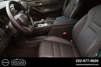 2026 Nissan Rogue 2026.5 FWD Dark Armor