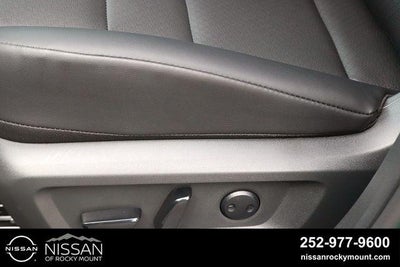 2026 Nissan Rogue 2026.5 FWD Dark Armor