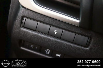 2026 Nissan Rogue 2026.5 FWD Dark Armor