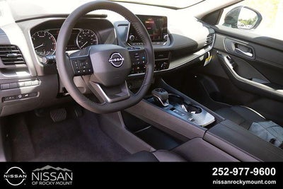 2026 Nissan Rogue 2026.5 FWD Dark Armor