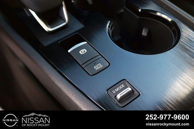2026 Nissan Rogue 2026.5 FWD Dark Armor