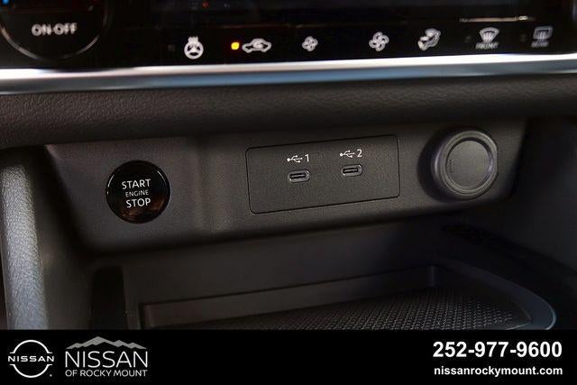 2026 Nissan Rogue 2026.5 FWD Dark Armor