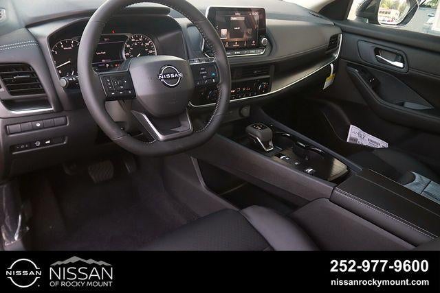 2026 Nissan Rogue 2026.5 FWD Dark Armor