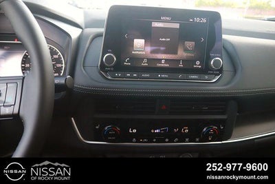 2026 Nissan Rogue 2026.5 FWD Dark Armor