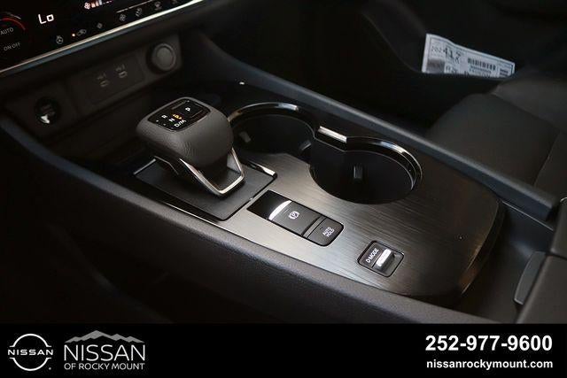 2026 Nissan Rogue 2026.5 FWD Dark Armor