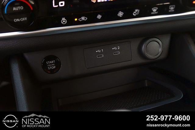 2026 Nissan Rogue 2026.5 FWD Dark Armor