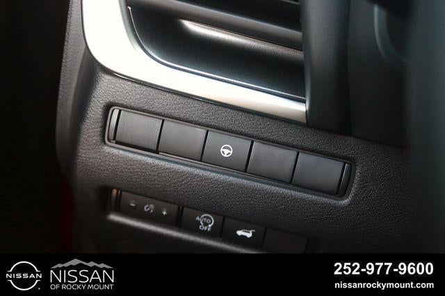 2026 Nissan Rogue 2026.5 FWD Dark Armor