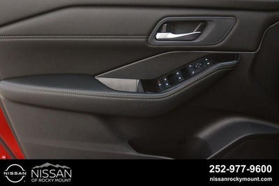 2026 Nissan Rogue 2026.5 FWD Dark Armor