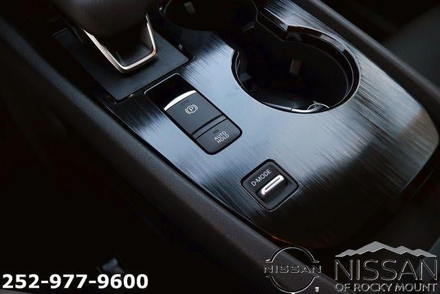 2026 Nissan Rogue 2026.5 FWD Dark Armor