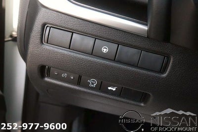 2026 Nissan Rogue 2026.5 FWD Dark Armor