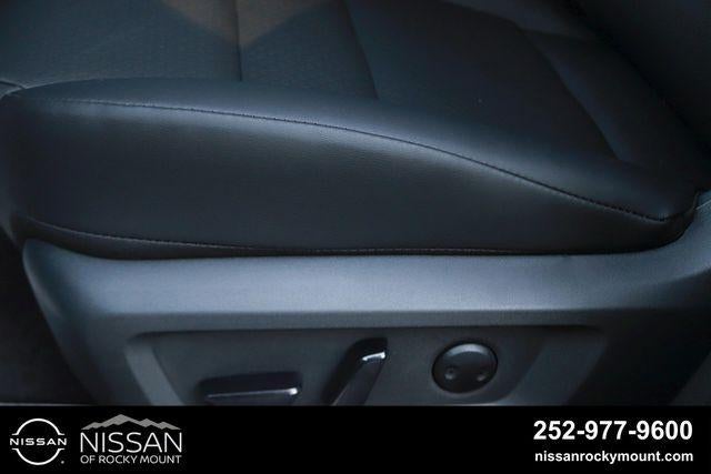 2026 Nissan Rogue 2026.5 AWD Dark Armor