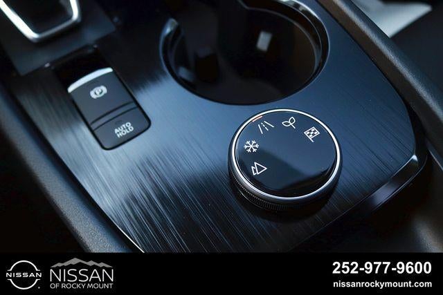 2026 Nissan Rogue 2026.5 AWD Dark Armor