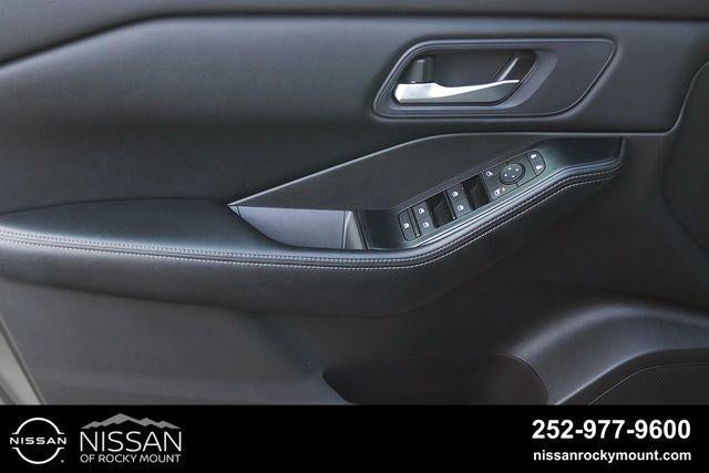 2024 Nissan Rogue AWD SV