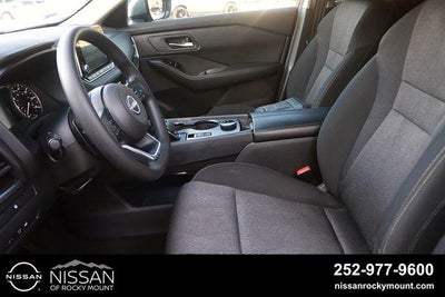 2024 Nissan Rogue AWD SV