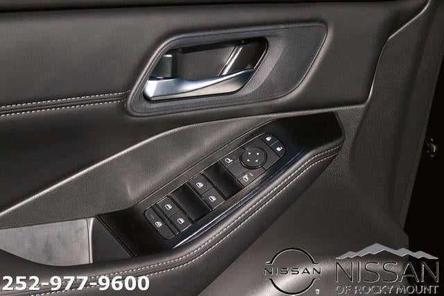 2026 Nissan Rogue 2026.5 AWD Dark Armor