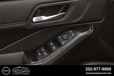 2026 Nissan Rogue 2026.5 AWD Dark Armor