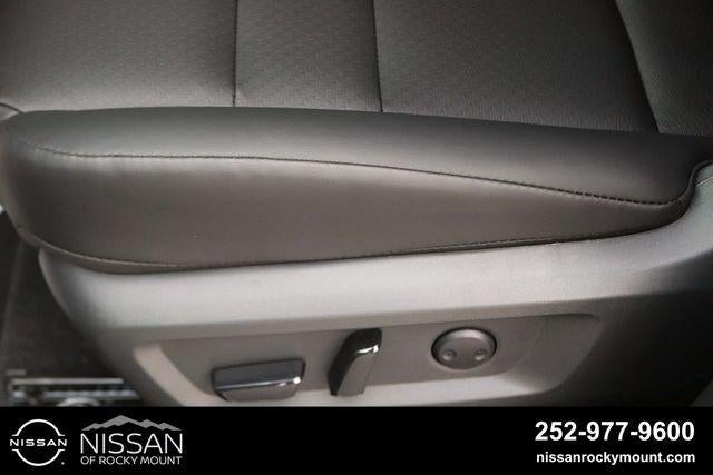 2026 Nissan Rogue 2026.5 AWD Dark Armor