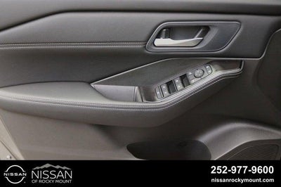 2026 Nissan Rogue 2026.5 AWD Dark Armor