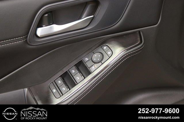 2026 Nissan Rogue 2026.5 AWD Dark Armor