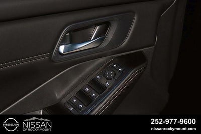 2026 Nissan Rogue 2026.5 AWD Dark Armor