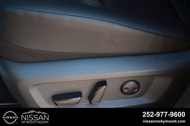 2026 Nissan Rogue 2026.5 AWD Dark Armor