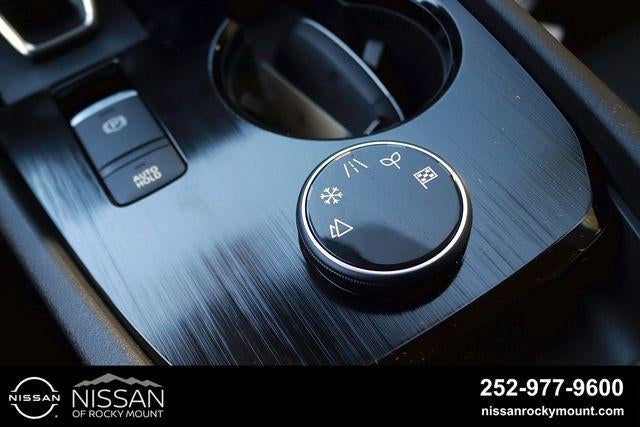 2026 Nissan Rogue 2026.5 AWD Dark Armor