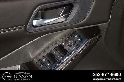 2026 Nissan Rogue 2026.5 AWD Dark Armor