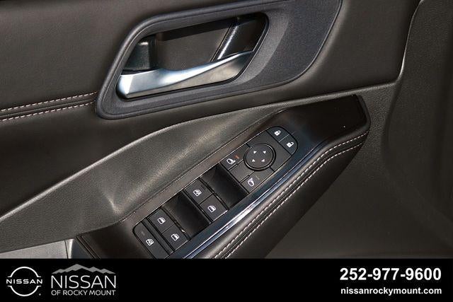 2026 Nissan Rogue 2026.5 AWD Dark Armor