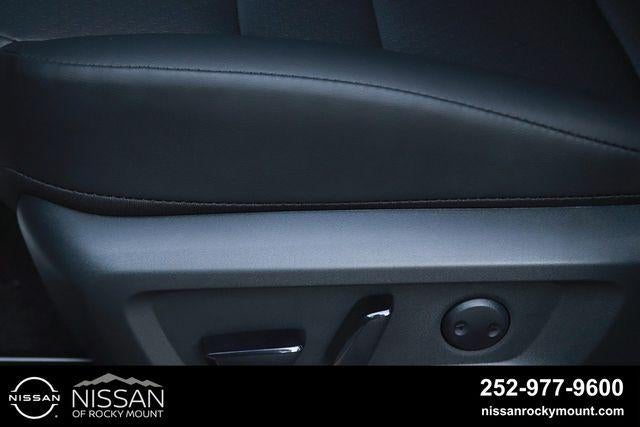 2026 Nissan Rogue 2026.5 AWD Dark Armor
