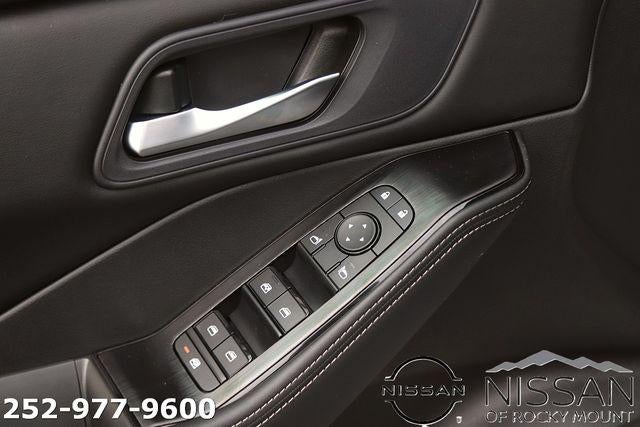 2026 Nissan Rogue 2026.5 AWD SV