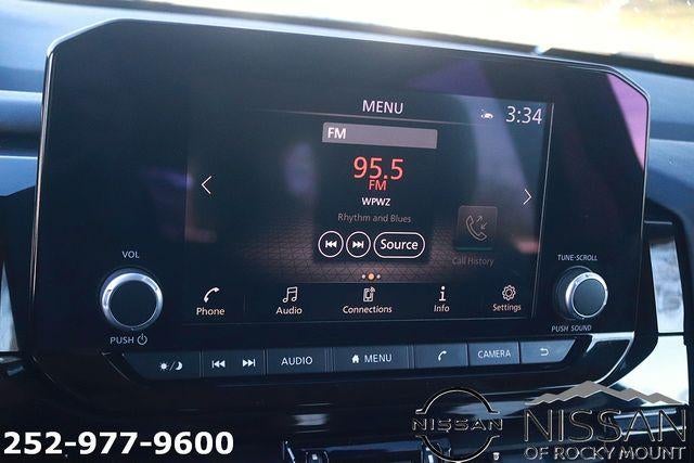 2025 Nissan Pathfinder SV 2WD