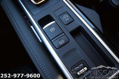 2025 Nissan Pathfinder SV 2WD