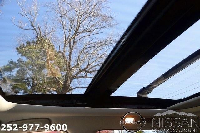 2025 Nissan Pathfinder SV 2WD