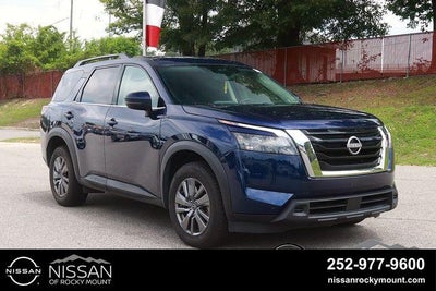2025 Nissan Pathfinder SV 4WD