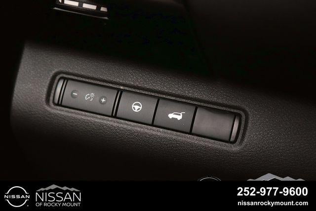 2025 Nissan Pathfinder SV 4WD