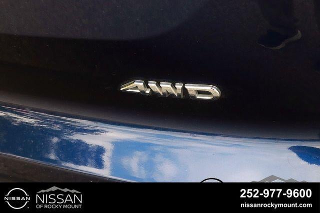 2025 Nissan Pathfinder SV 4WD