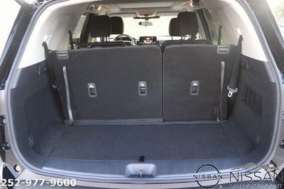 2025 Nissan Pathfinder SV 4WD