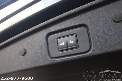 2025 Nissan Pathfinder SV 4WD