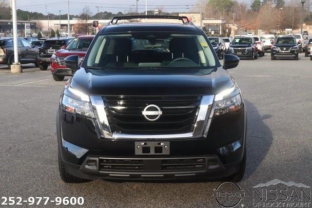 2025 Nissan Pathfinder SV 4WD