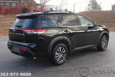 2025 Nissan Pathfinder SV 4WD