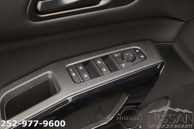 2026 Nissan Pathfinder SV 4WD