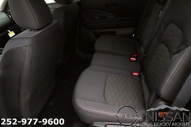 2026 Nissan Pathfinder SV 4WD