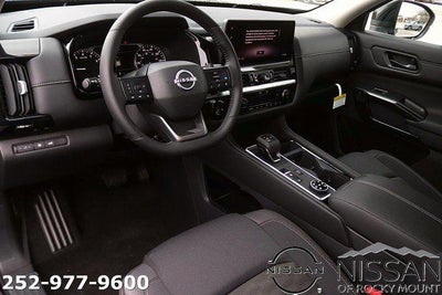 2026 Nissan Pathfinder SV 4WD