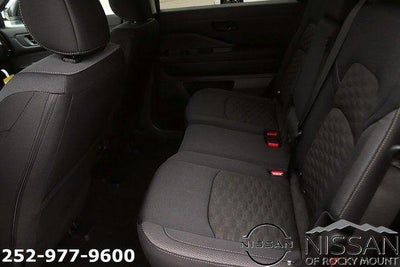 2026 Nissan Pathfinder SV 4WD