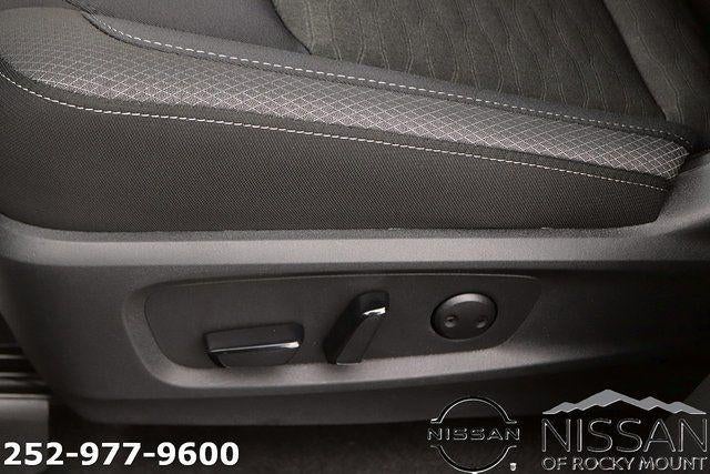 2026 Nissan Pathfinder SV 4WD