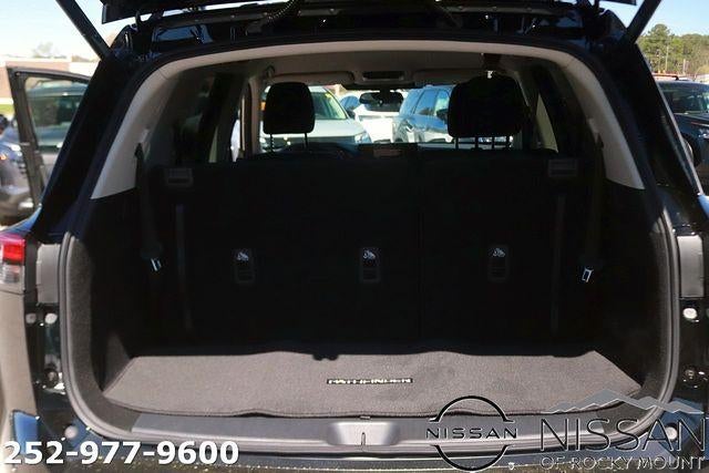 2026 Nissan Pathfinder SV 4WD